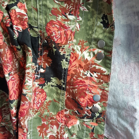 colorful jean jacket - Picture 5 of 13